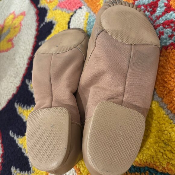 So Danca Jazz Shoes - Size 6W in Caramel - Picture 3 of 11